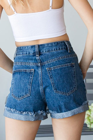 Veveret Medium Wash Denim Shorts