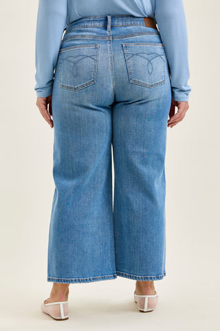 Judy Blue Plus Ankle Wide Claudia Jean