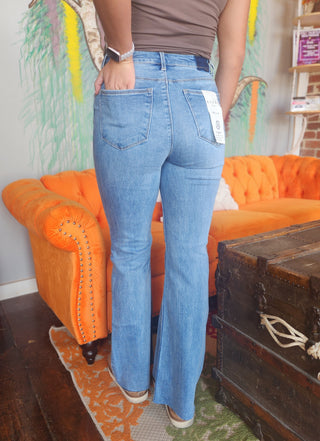 Risen, 70's Medium Flare Jean