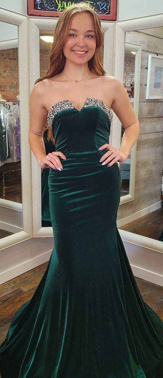 Alyce Paris, Emerald Velvet Formal