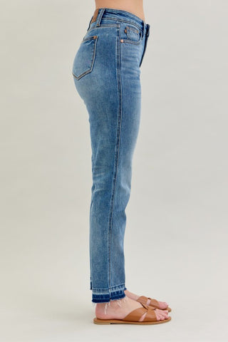 Judy Blue Rigid Magic Boyfriend Jean