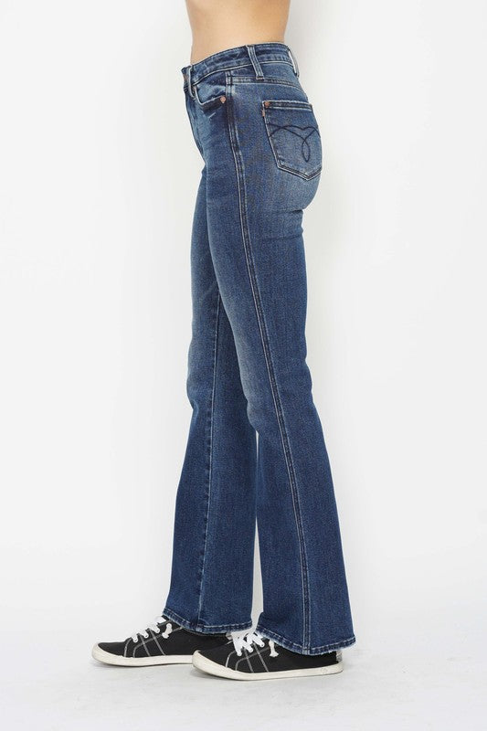 Judy Blue, Short, Highwaisted Bootcut Jeans