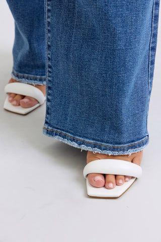 JB PLUS Stacey High waisted V-Front Vintage Straight Jean