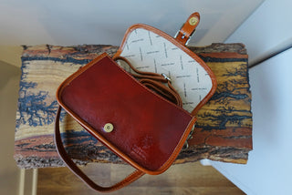 Giavini Small Leather Handbag/Crossbody