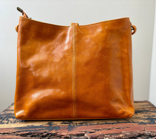 Chiara Medium O Ring Leather Hand Bag