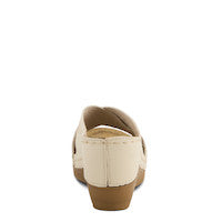 Flexus, Beige Flower Print Wedge