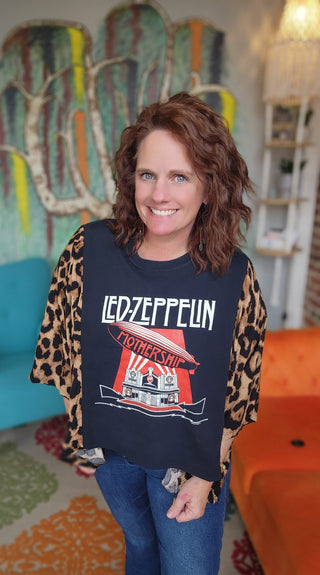 Banded Pullover Tee, Led Zeppelin-Mothership