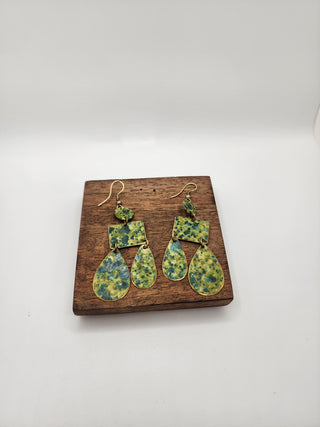 Pewter Green Speck Earrings