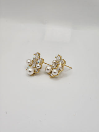 Cluster Diamond Pearl Stud Earrings