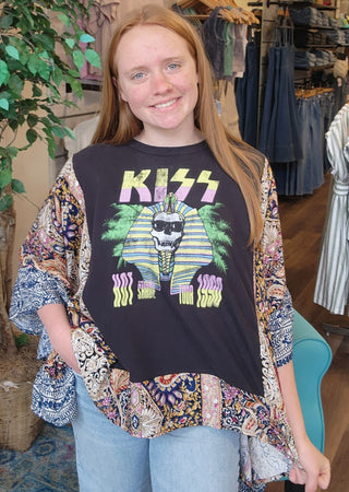 Ruffle Banded Tee-Kiss Shade Tour