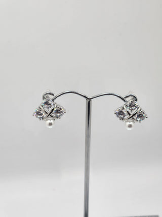 Silver Diamond Pearl Cluster Earring