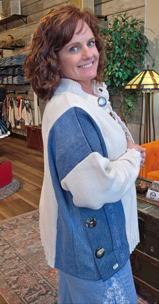 Shannon Passero, Tia Cardigan