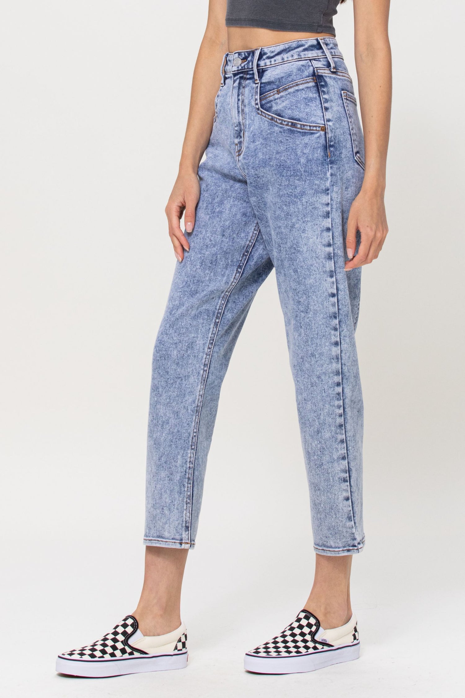 Cello Darcy Light Wash Detailed Mom Jean - Weeping Willow Boutique